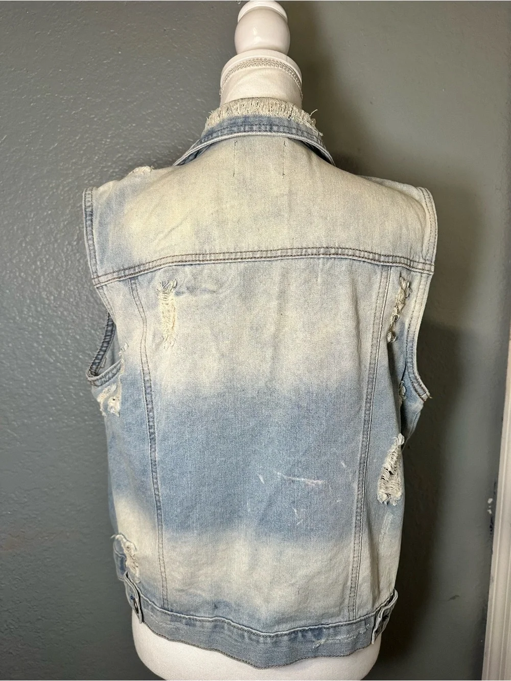 Almost Famous Distressed Jean Jacket - Picture 3 of 7